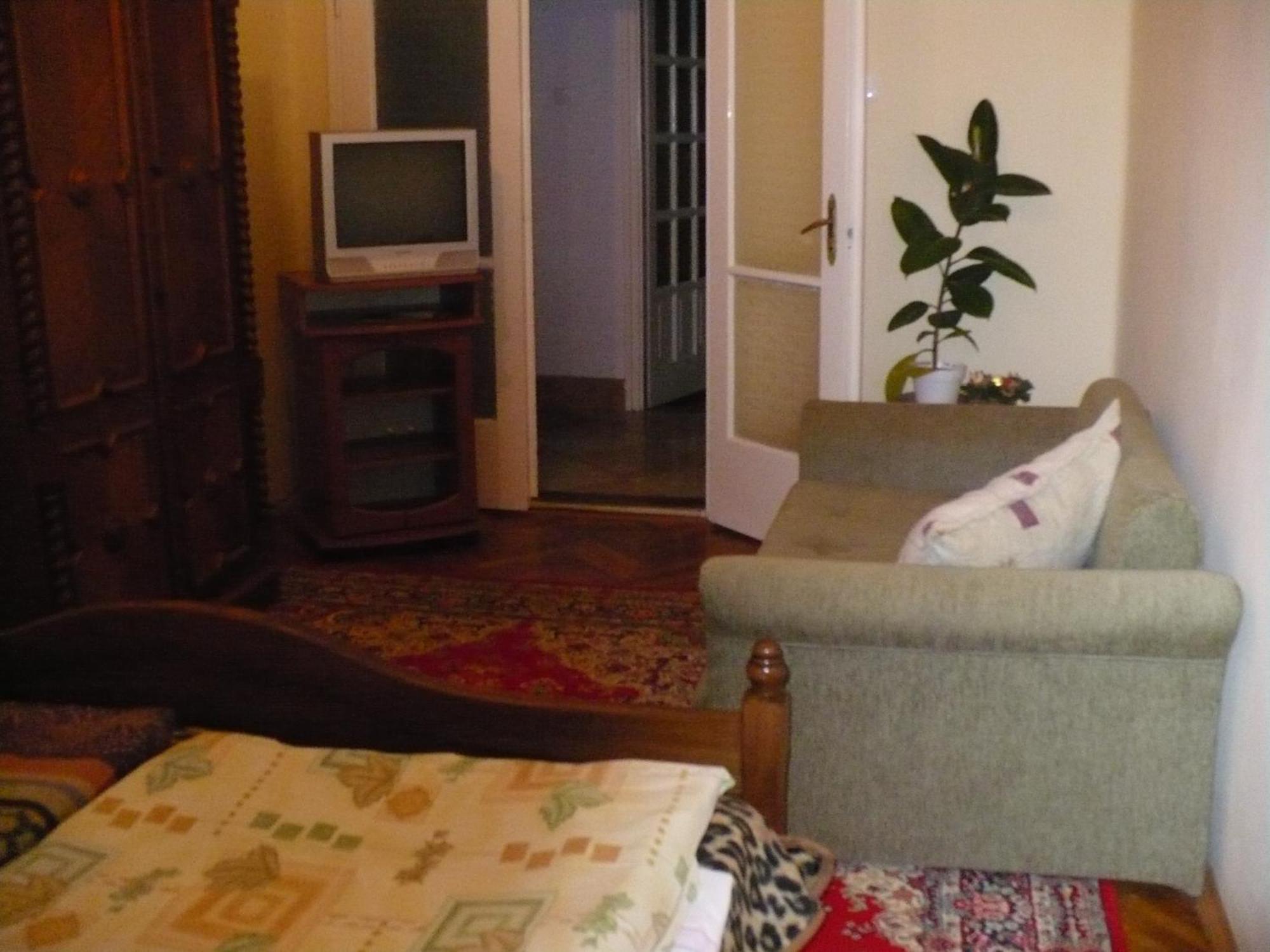 Kitty Apartman Apartment Miskolc Exterior photo